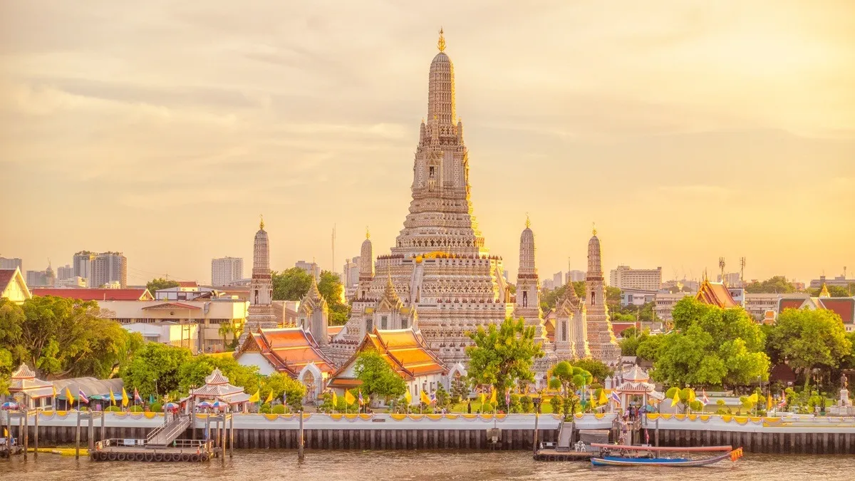 วัดอรุณราชวรารามราชวรมหาวิหาร